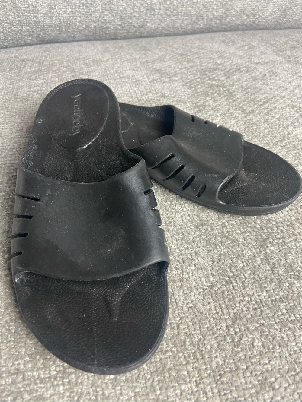 Black Women’s Slide Sandals - Yeahbaby Comfortable Rubber Slides